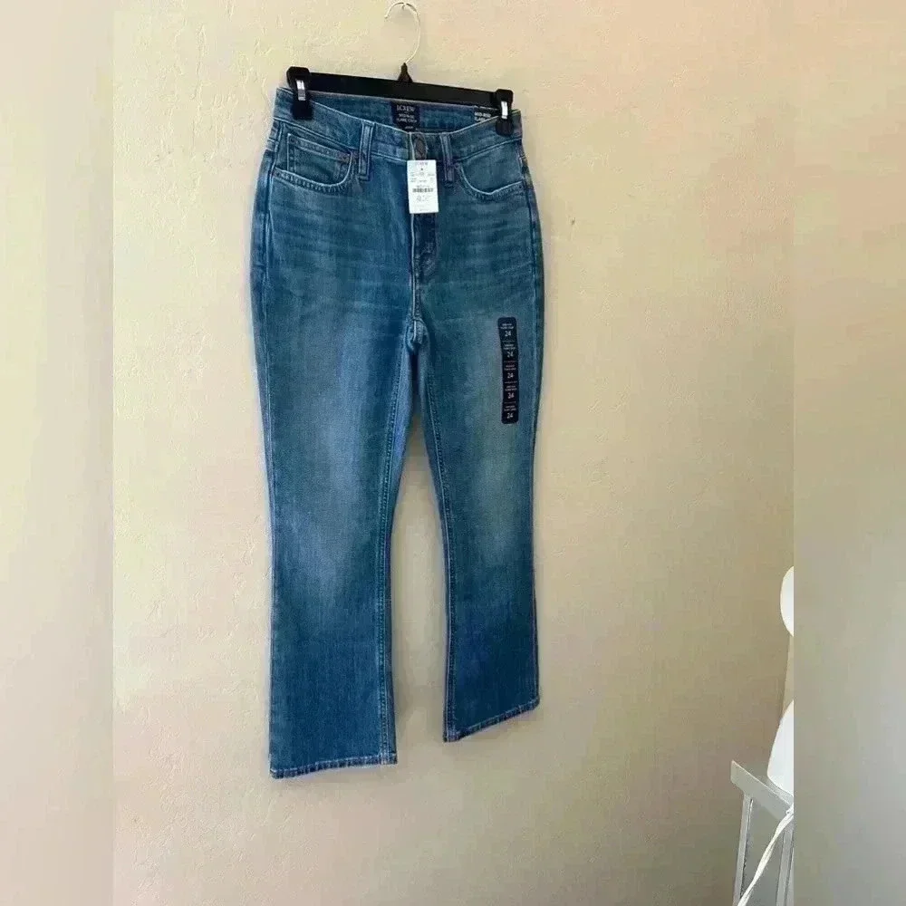 JCREW Flare crop mid-rise jean in all-day stretch - NWT - Picture 3 of 9
